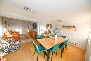 Hazleton Way Cowplain